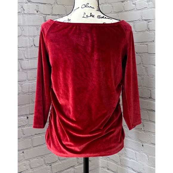 Torrid Women’s Stretch Velvet Off The Shoulder Top (Size 1) - Picture 4 of 11